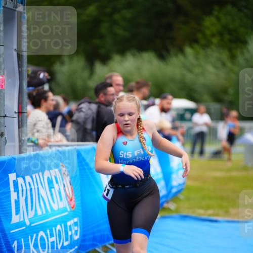 30.08.2026 - Elbe Triathlon Hamburg LAZAROV Photography http://msf.ph/oto/10070649 30.08.2026 12:54:01 Ziel 1761, 1855 meine-sportfotos.de