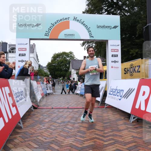 30.08.2026 - Blankeneser Heldenlauf Lena Gebhardt http://msf.ph/oto/10070657 30.08.2026 10:09:24 Ziel 5533 meine-sportfotos.de