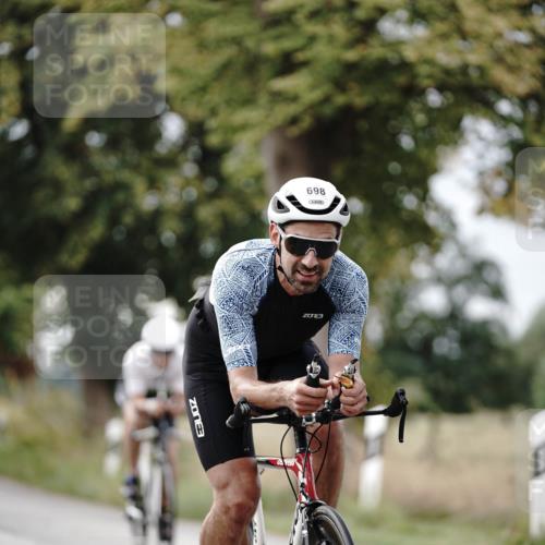 30.08.2026 - Elbe Triathlon Hamburg Michael Burmester http://msf.ph/oto/10070660 30.08.2026 09:57:24 Radfahren 261, 641, 658, 678, 698, 747, 810, 887, 1896 meine-sportfotos.de