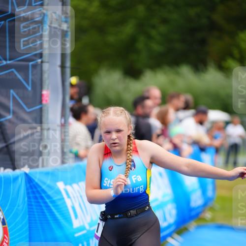 30.08.2026 - Elbe Triathlon Hamburg LAZAROV Photography http://msf.ph/oto/10070665 30.08.2026 12:54:02 Ziel 1761, 1855 meine-sportfotos.de