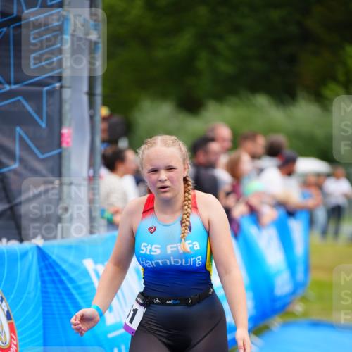 30.08.2026 - Elbe Triathlon Hamburg LAZAROV Photography http://msf.ph/oto/10070669 30.08.2026 12:54:03 Ziel 1761, 1855 meine-sportfotos.de
