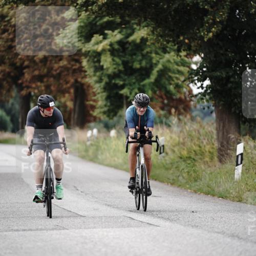 30.08.2026 - Elbe Triathlon Hamburg Michael Burmester http://msf.ph/oto/10070673 30.08.2026 09:57:33 Radfahren 413, 737, 768, 976 meine-sportfotos.de