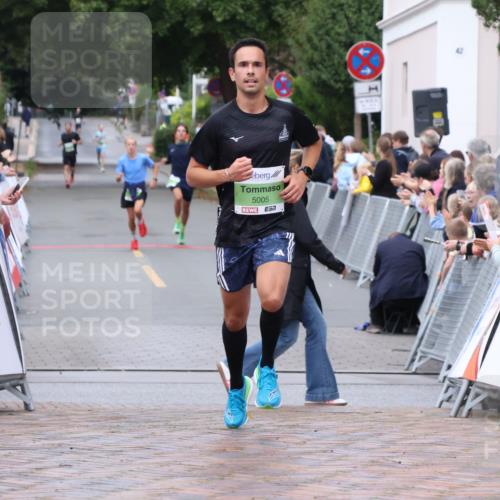30.08.2026 - Blankeneser Heldenlauf Lena Gebhardt http://msf.ph/oto/10070674 30.08.2026 10:09:34 Ziel 5005 meine-sportfotos.de