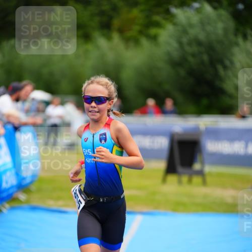 30.08.2026 - Elbe Triathlon Hamburg LAZAROV Photography http://msf.ph/oto/10070693 30.08.2026 12:54:07 Ziel 1855 meine-sportfotos.de