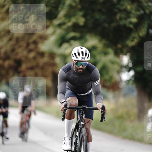 30.08.2026 - Elbe Triathlon Hamburg Michael Burmester http://msf.ph/oto/10070697 30.08.2026 09:57:47 Radfahren 505, 569, 619 meine-sportfotos.de