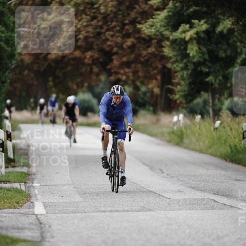 30.08.2026 - Elbe Triathlon Hamburg Michael Burmester http://msf.ph/oto/10070709 30.08.2026 09:57:51 Radfahren 446, 505, 619, 938 meine-sportfotos.de