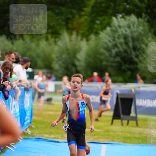 30.08.2026 - Elbe Triathlon Hamburg LAZAROV Photography http://msf.ph/oto/10070720 30.08.2026 12:54:21 Ziel 1758, 1836, 1857, 1864 meine-sportfotos.de
