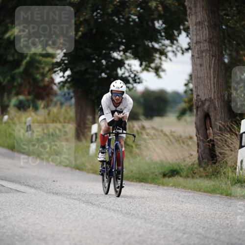 30.08.2026 - Elbe Triathlon Hamburg Michael Burmester http://msf.ph/oto/10070794 30.08.2026 09:58:37 Radfahren 417, 503, 508, 513, 526, 656, 779, 950 meine-sportfotos.de