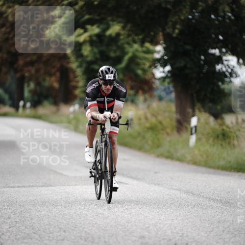 30.08.2026 - Elbe Triathlon Hamburg Michael Burmester http://msf.ph/oto/10070820 30.08.2026 09:58:46 Radfahren 464, 513, 540, 746, 950 meine-sportfotos.de