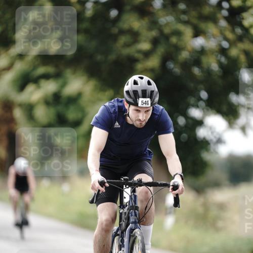 30.08.2026 - Elbe Triathlon Hamburg Michael Burmester http://msf.ph/oto/10070831 30.08.2026 09:58:53 Radfahren 540, 664, 752, 799, 919, 954 meine-sportfotos.de