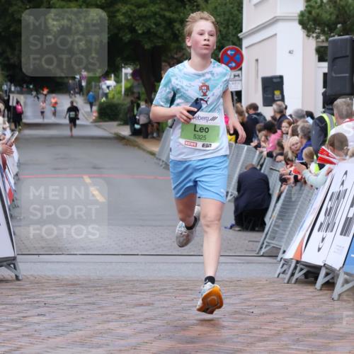 30.08.2026 - Blankeneser Heldenlauf Lena Gebhardt http://msf.ph/oto/10070833 30.08.2026 10:09:58 Ziel 5043, 5325 meine-sportfotos.de