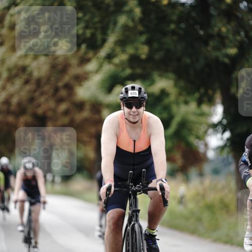 30.08.2026 - Elbe Triathlon Hamburg Michael Burmester http://msf.ph/oto/10070853 30.08.2026 09:59:04 Radfahren 299, 409, 491, 579, 580, 605, 647, 691, 718, 802 meine-sportfotos.de