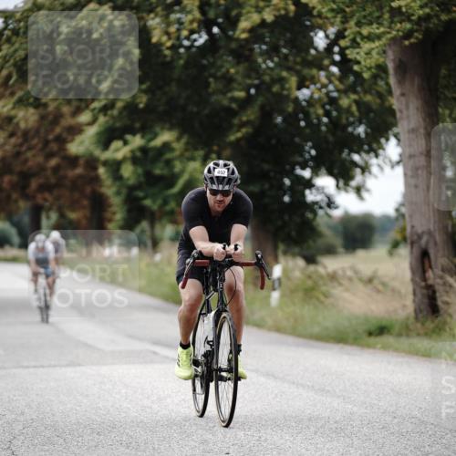 30.08.2026 - Elbe Triathlon Hamburg Michael Burmester http://msf.ph/oto/10070903 30.08.2026 09:59:21 Radfahren 452, 667, 750, 918 meine-sportfotos.de