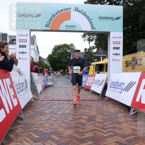 30.08.2026 - Blankeneser Heldenlauf Lena Gebhardt http://msf.ph/oto/10070918 30.08.2026 10:10:23 Ziel 5067 meine-sportfotos.de