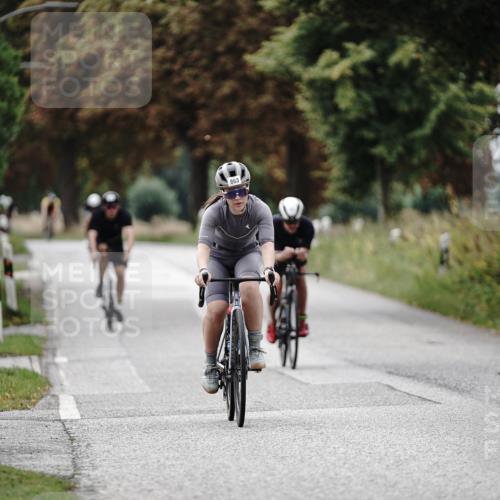 30.08.2026 - Elbe Triathlon Hamburg Michael Burmester http://msf.ph/oto/10070934 30.08.2026 09:59:39 Radfahren 608, 624, 655, 673, 863 meine-sportfotos.de