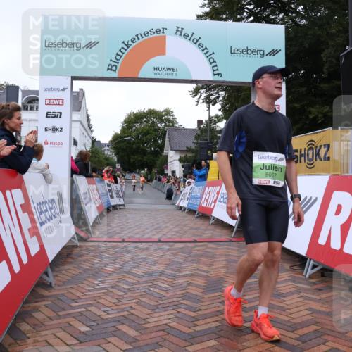 30.08.2026 - Blankeneser Heldenlauf Lena Gebhardt http://msf.ph/oto/10070944 30.08.2026 10:10:24 Ziel 5067 meine-sportfotos.de