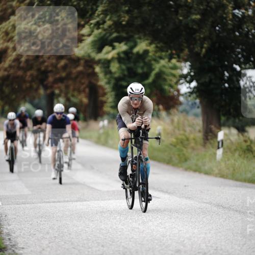 30.08.2026 - Elbe Triathlon Hamburg Michael Burmester http://msf.ph/oto/10070963 30.08.2026 09:59:57 Radfahren 248, 394, 430, 467, 547, 697, 874, 900, 947, 958 meine-sportfotos.de