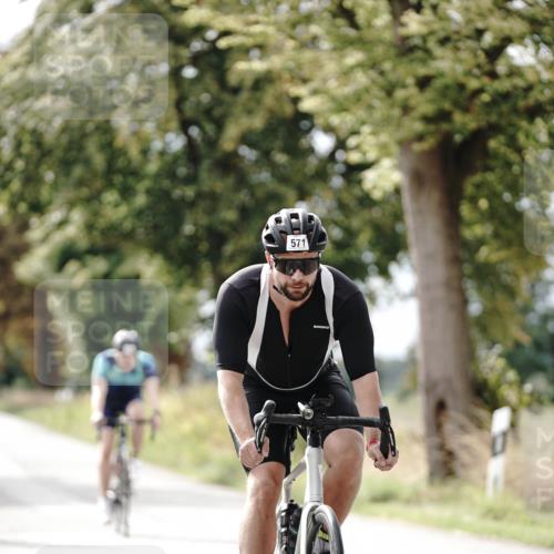 30.08.2026 - Elbe Triathlon Hamburg Michael Burmester http://msf.ph/oto/10070989 30.08.2026 10:00:31 Radfahren 510, 571, 638, 898, 931 meine-sportfotos.de