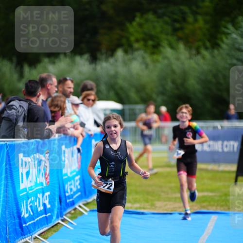 30.08.2026 - Elbe Triathlon Hamburg LAZAROV Photography http://msf.ph/oto/10071040 30.08.2026 12:56:15 Ziel 1834 meine-sportfotos.de