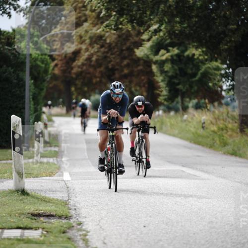 30.08.2026 - Elbe Triathlon Hamburg Michael Burmester http://msf.ph/oto/10071057 30.08.2026 10:01:08 Radfahren 548, 650, 671, 675, 699, 700, 705, 831 meine-sportfotos.de