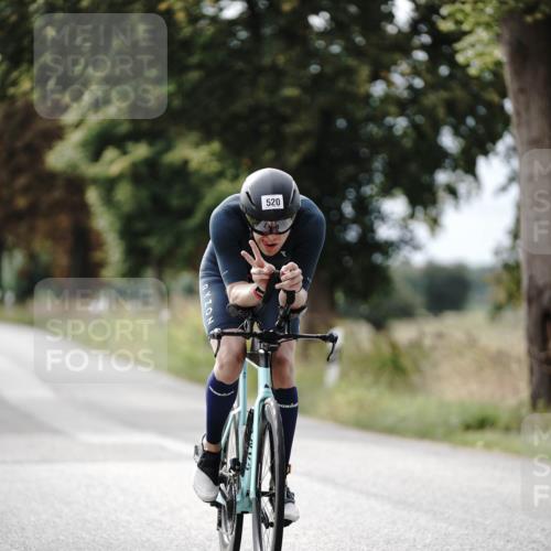 30.08.2026 - Elbe Triathlon Hamburg Michael Burmester http://msf.ph/oto/10071084 30.08.2026 10:01:25 Radfahren 264, 520, 556, 864 meine-sportfotos.de