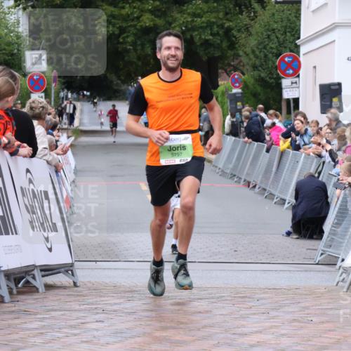 30.08.2026 - Blankeneser Heldenlauf Lena Gebhardt http://msf.ph/oto/10071096 30.08.2026 10:10:42 Ziel 5797 meine-sportfotos.de