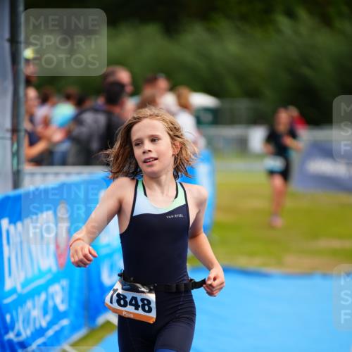 30.08.2026 - Elbe Triathlon Hamburg LAZAROV Photography http://msf.ph/oto/10071134 30.08.2026 12:56:53 Ziel 1608, 1848 meine-sportfotos.de