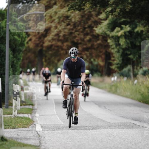 30.08.2026 - Elbe Triathlon Hamburg Michael Burmester http://msf.ph/oto/10071234 30.08.2026 10:02:50 Radfahren 493, 598, 639, 662, 670, 674, 862, 870 meine-sportfotos.de