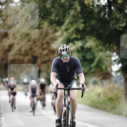 30.08.2026 - Elbe Triathlon Hamburg Michael Burmester http://msf.ph/oto/10071235 30.08.2026 10:02:51 Radfahren 493, 598, 639, 662, 670, 674, 862, 870 meine-sportfotos.de