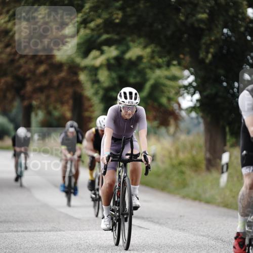30.08.2026 - Elbe Triathlon Hamburg Michael Burmester http://msf.ph/oto/10071241 30.08.2026 10:02:54 Radfahren 493, 598, 639, 670, 674, 862, 870, 942, 978 meine-sportfotos.de
