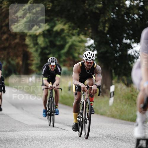 30.08.2026 - Elbe Triathlon Hamburg Michael Burmester http://msf.ph/oto/10071245 30.08.2026 10:02:55 Radfahren 493, 582, 598, 639, 670, 674, 862, 870, 942, 978 meine-sportfotos.de