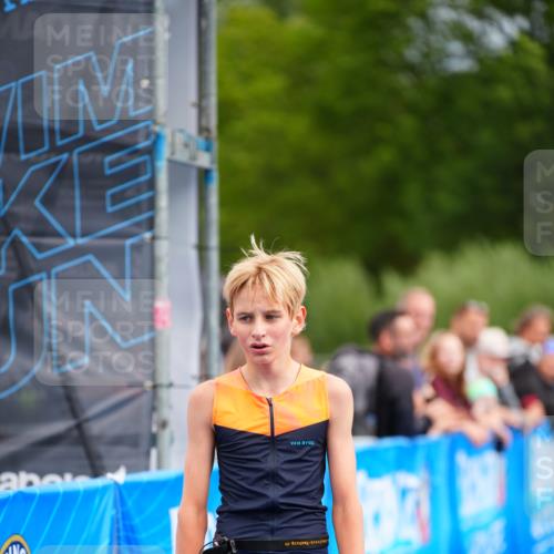 30.08.2026 - Elbe Triathlon Hamburg LAZAROV Photography http://msf.ph/oto/10071277 30.08.2026 12:57:46 Ziel 1792 meine-sportfotos.de