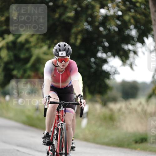 30.08.2026 - Elbe Triathlon Hamburg Michael Burmester http://msf.ph/oto/10071281 30.08.2026 10:03:11 Radfahren 484, 567, 666, 857 meine-sportfotos.de
