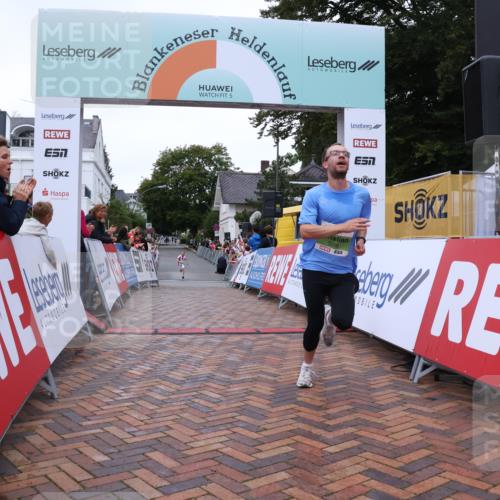 30.08.2026 - Blankeneser Heldenlauf Lena Gebhardt http://msf.ph/oto/10071295 30.08.2026 10:11:10 Ziel 5228, 5544 meine-sportfotos.de