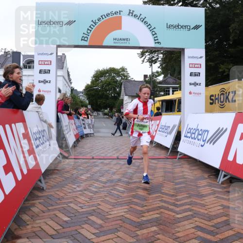 30.08.2026 - Blankeneser Heldenlauf Lena Gebhardt http://msf.ph/oto/10071357 30.08.2026 10:11:16 Ziel 5228, 5661 meine-sportfotos.de