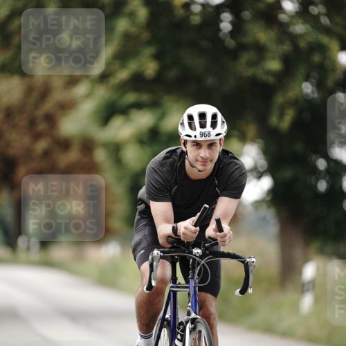 30.08.2026 - Elbe Triathlon Hamburg Michael Burmester http://msf.ph/oto/10071481 30.08.2026 10:05:29 Radfahren 968 meine-sportfotos.de