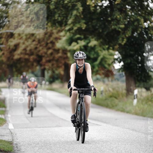 30.08.2026 - Elbe Triathlon Hamburg Michael Burmester http://msf.ph/oto/10071507 30.08.2026 10:05:50 Radfahren 542, 786, 894 meine-sportfotos.de