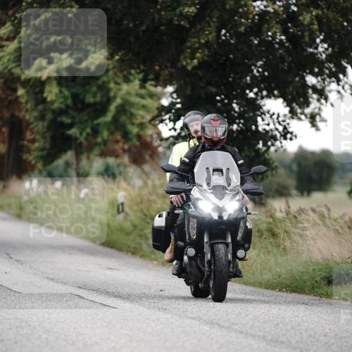 30.08.2026 - Elbe Triathlon Hamburg Michael Burmester http://msf.ph/oto/10071576 30.08.2026 10:06:22 Radfahren 668, 687, 715, 806, 816 meine-sportfotos.de