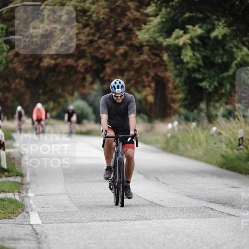 30.08.2026 - Elbe Triathlon Hamburg Michael Burmester http://msf.ph/oto/10071656 30.08.2026 10:07:19 Radfahren 468, 917 meine-sportfotos.de