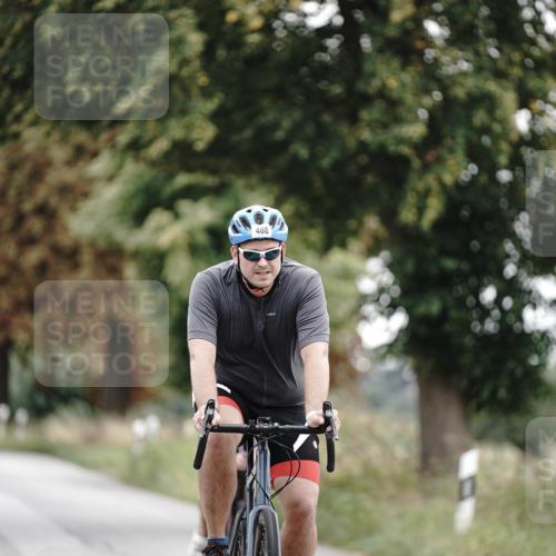 30.08.2026 - Elbe Triathlon Hamburg Michael Burmester http://msf.ph/oto/10071657 30.08.2026 10:07:21 Radfahren 468, 903, 917 meine-sportfotos.de