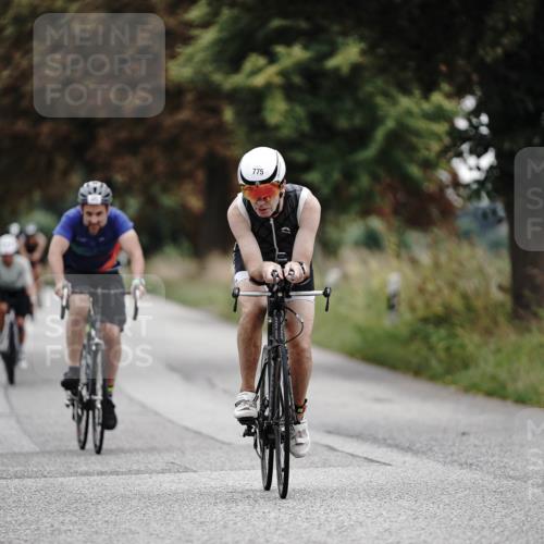 30.08.2026 - Elbe Triathlon Hamburg Michael Burmester http://msf.ph/oto/10071674 30.08.2026 10:07:32 Radfahren 492, 573, 739, 773, 775, 936, 982 meine-sportfotos.de