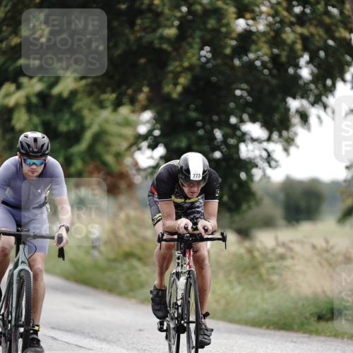 30.08.2026 - Elbe Triathlon Hamburg Michael Burmester http://msf.ph/oto/10071694 30.08.2026 10:07:39 Radfahren 554, 739, 773, 936 meine-sportfotos.de