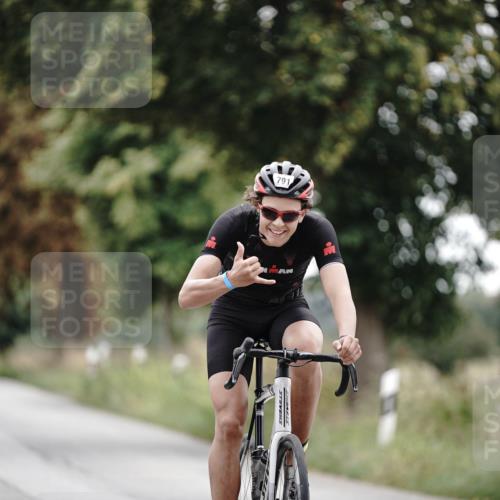 30.08.2026 - Elbe Triathlon Hamburg Michael Burmester http://msf.ph/oto/10071702 30.08.2026 10:07:48 Radfahren 439, 440, 602, 629, 735, 791, 871, 905 meine-sportfotos.de