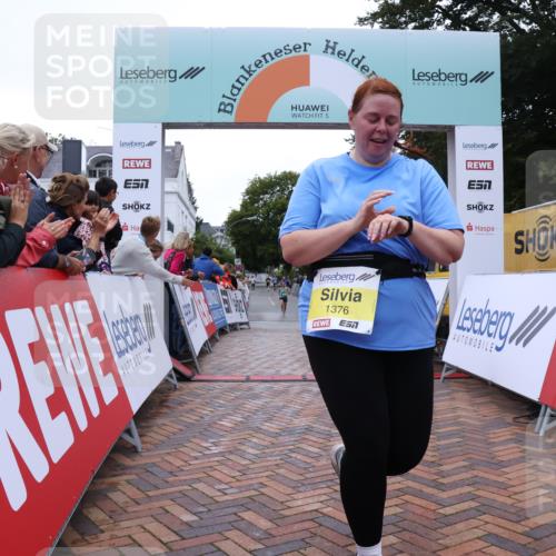 30.08.2026 - Blankeneser Heldenlauf Lena Gebhardt http://msf.ph/oto/10071706 30.08.2026 10:12:21 Ziel 1376, 5572 meine-sportfotos.de