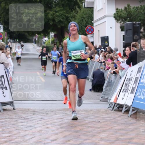 30.08.2026 - Blankeneser Heldenlauf Lena Gebhardt http://msf.ph/oto/10071715 30.08.2026 10:12:26 Ziel 1376, 5365, 5560 meine-sportfotos.de