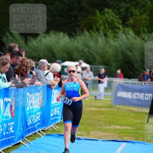 30.08.2026 - Elbe Triathlon Hamburg LAZAROV Photography http://msf.ph/oto/10071722 30.08.2026 13:03:18 Ziel 1813 meine-sportfotos.de