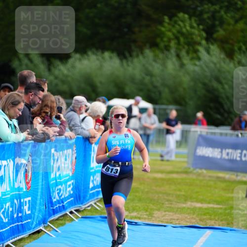 30.08.2026 - Elbe Triathlon Hamburg LAZAROV Photography http://msf.ph/oto/10071725 30.08.2026 13:03:19 Ziel 1813, 1885 meine-sportfotos.de