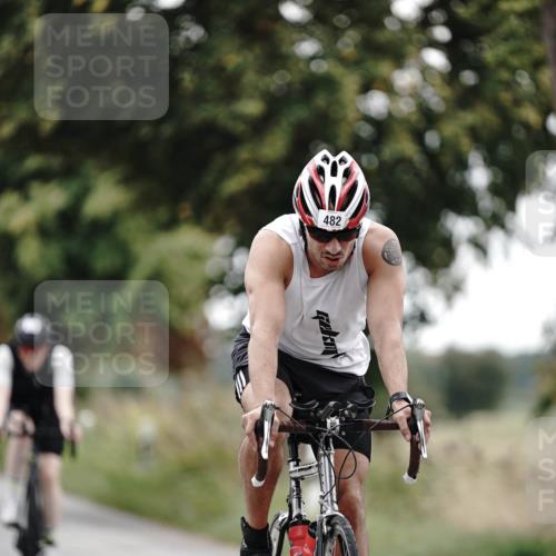 30.08.2026 - Elbe Triathlon Hamburg Michael Burmester http://msf.ph/oto/10071745 30.08.2026 10:08:08 Radfahren 434, 482, 696, 763, 800, 812, 914 meine-sportfotos.de