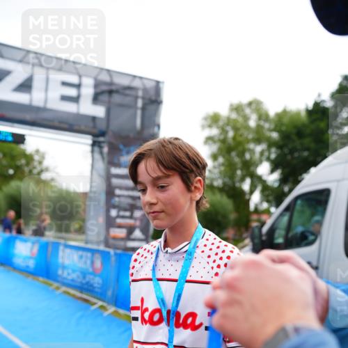 30.08.2026 - Elbe Triathlon Hamburg LAZAROV Photography http://msf.ph/oto/10071771 30.08.2026 13:04:57 Ziel  meine-sportfotos.de