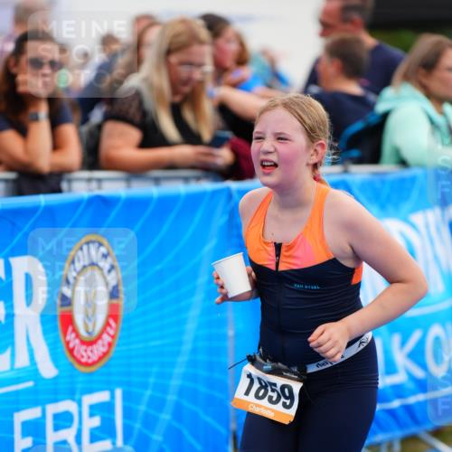 30.08.2026 - Elbe Triathlon Hamburg LAZAROV Photography http://msf.ph/oto/10071794 30.08.2026 13:05:58 Ziel 1767, 1859 meine-sportfotos.de